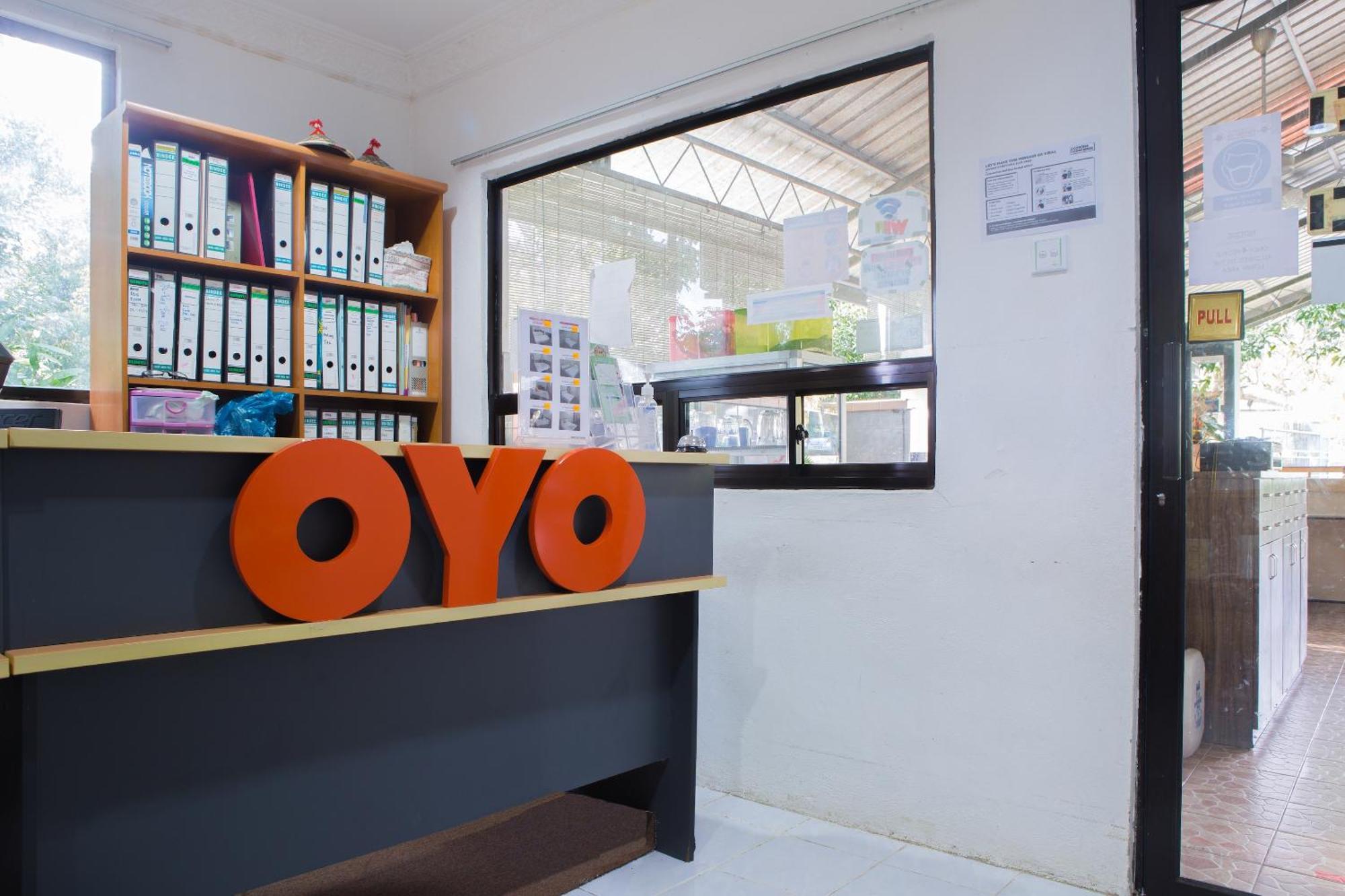 Oyo 90037 The 7 Lodge Tambunan Eksteriør bilde